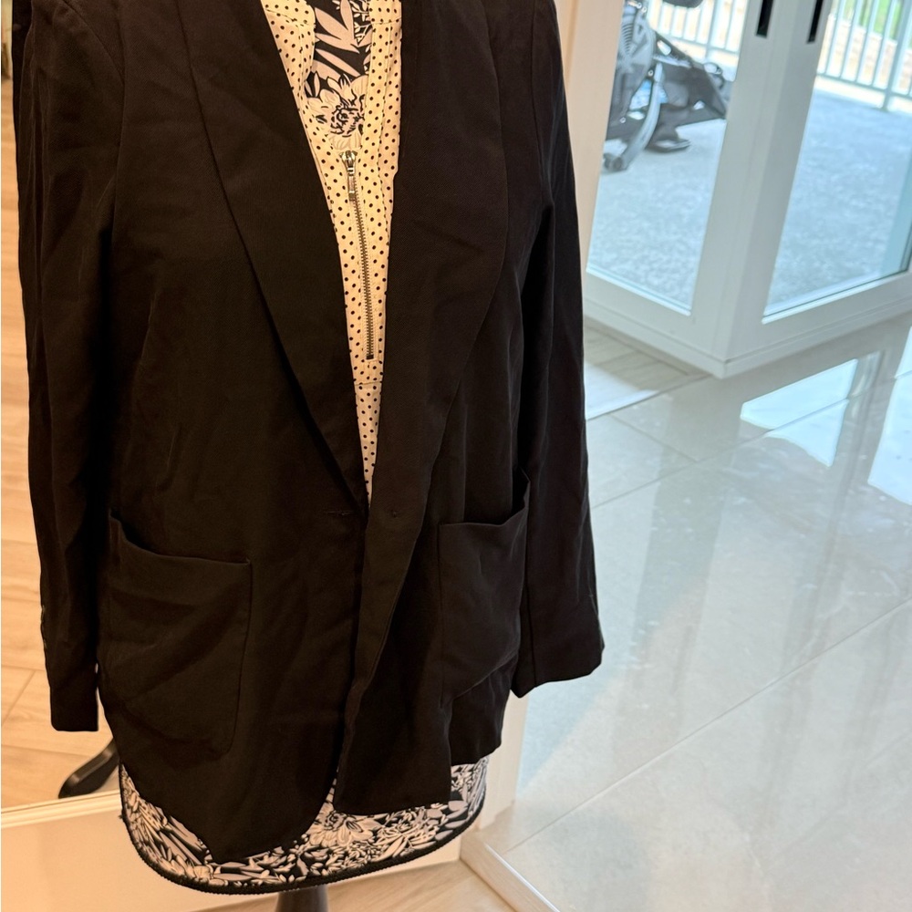 Current Air Black suit jacket separate Large - image 1